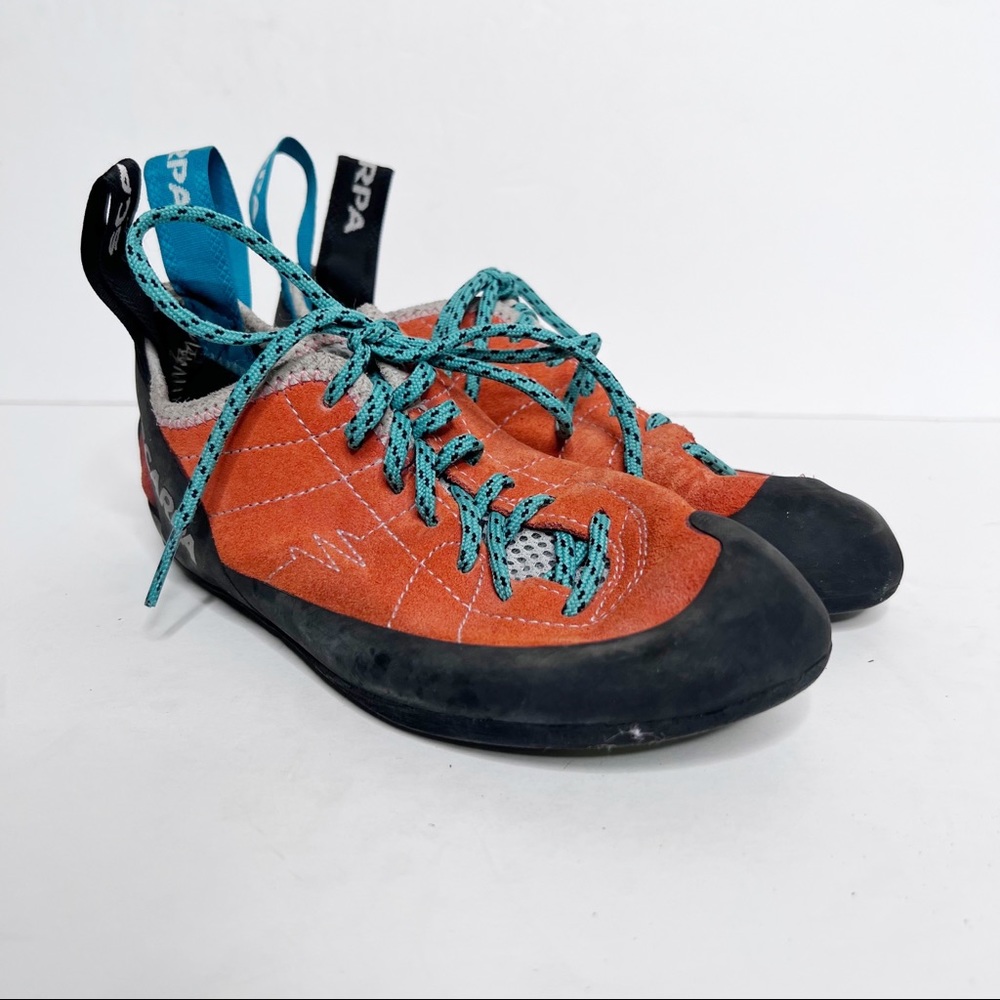 Scarpa Helix Women’s Climbing Shoes Size 5 Orange Rock Climbing